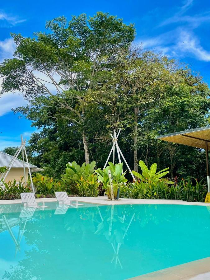 ホテルGrand Park Manuel Antonio ケポス エクステリア 写真