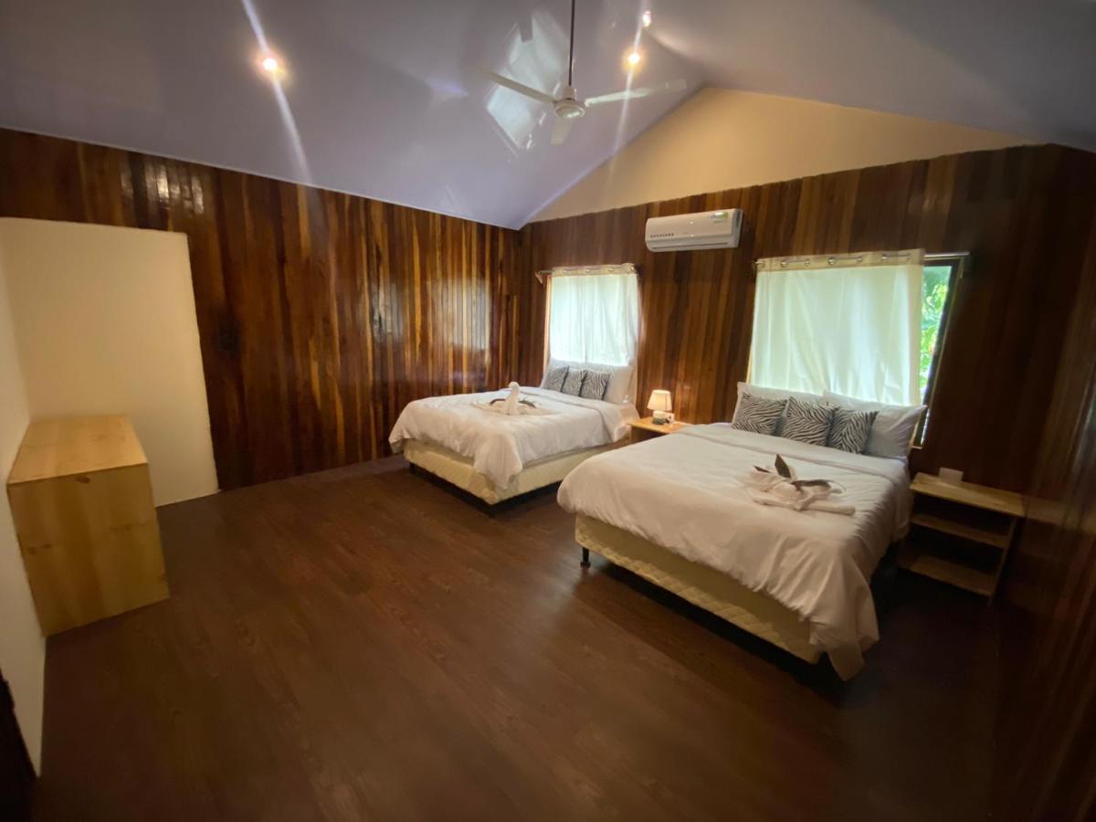 ホテルGrand Park Manuel Antonio ケポス エクステリア 写真