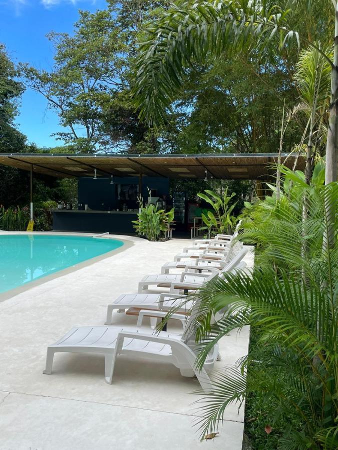 ホテルGrand Park Manuel Antonio ケポス エクステリア 写真