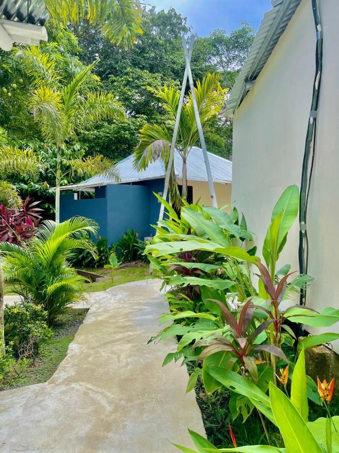 ホテルGrand Park Manuel Antonio ケポス エクステリア 写真