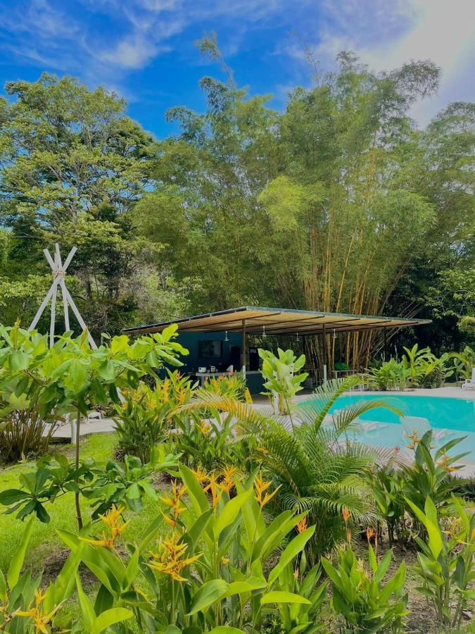 ホテルGrand Park Manuel Antonio ケポス エクステリア 写真